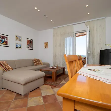 Meic Appartement Pirovac